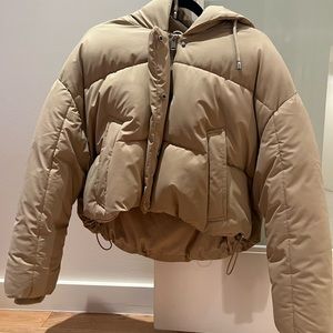 Camel/ beige cropped Zara puffer size xs